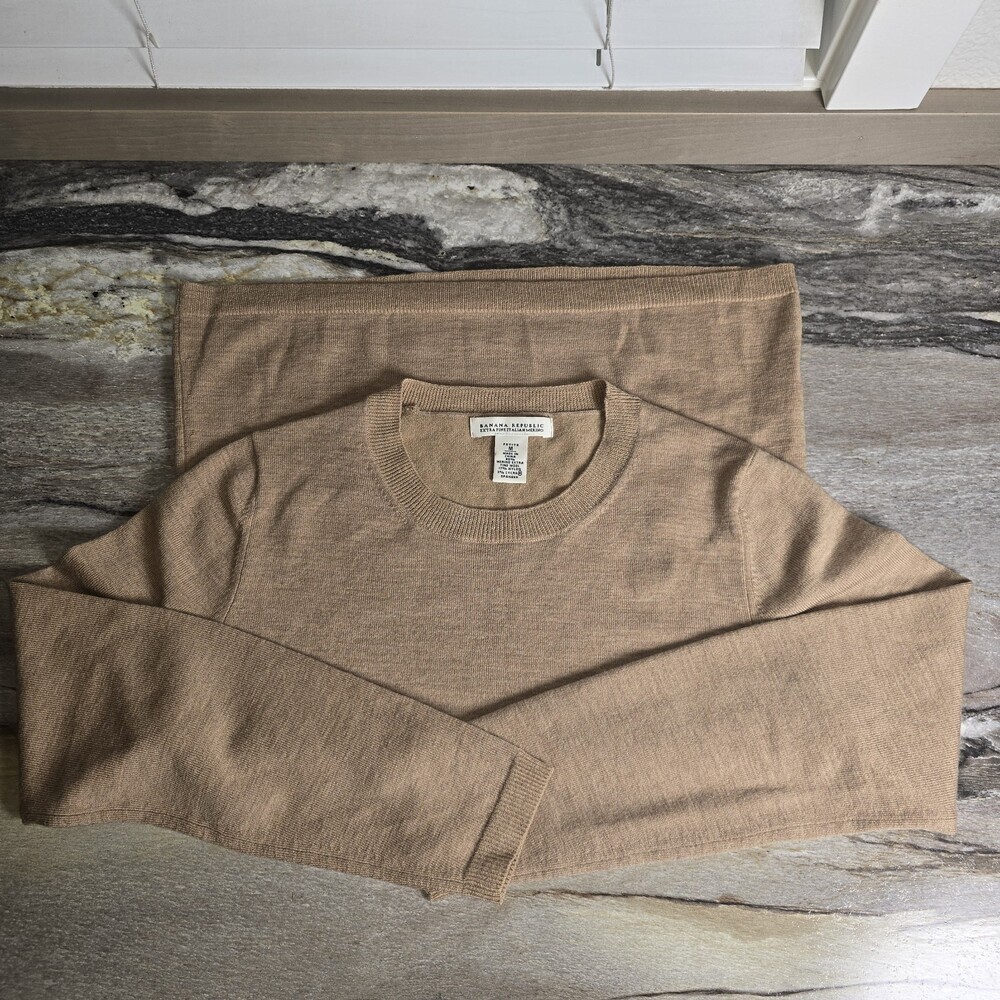 Banana Republic Italian Merino Wool Sweater Petite Medium Tan Crewneck Light